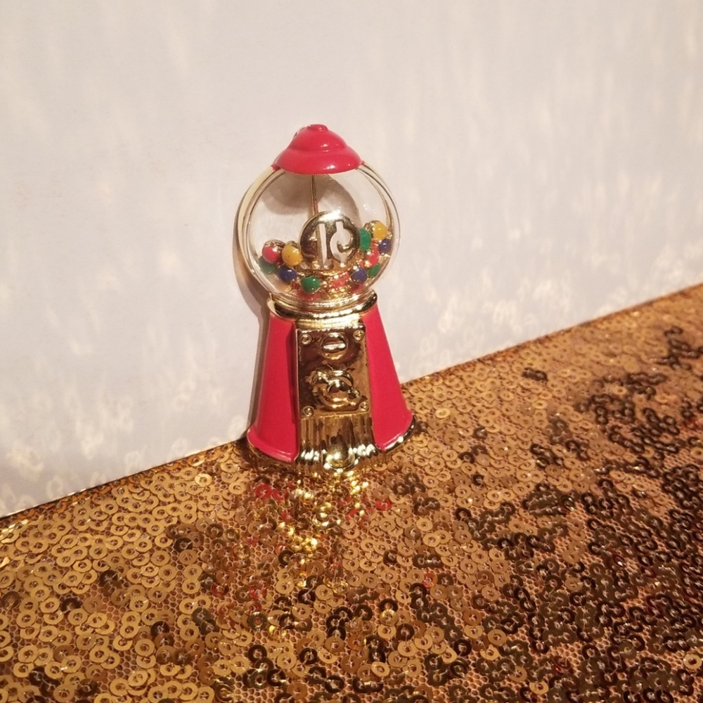 AJC vintage 1c gumball machine brooch